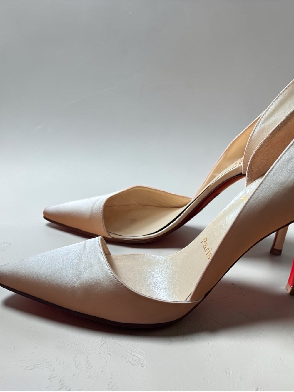 Christian Louboutin Iriza Ivory Satin D’Orsay pumps - Rare Archival.